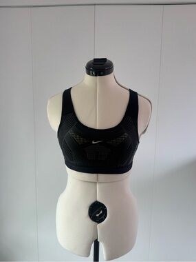 Nike Open Back Sports Bra